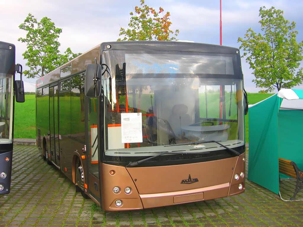 Новая модель городского автобуса МАЗ-204